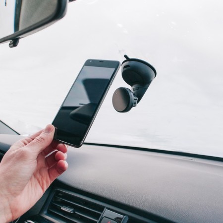 Magnetic phone holder on suction cup, dp-2