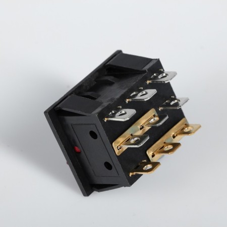 The circuit breaker is three -valve with backlight, red-1