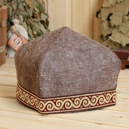 Bath cap "Sunny", brown with red finishing tape