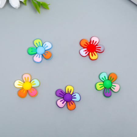 Decor for creativity rubber "Multi -colored chamomile" set 15 pcs mix 2.5x2.5 cm