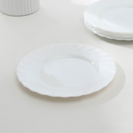 A set of dessert plates Luminarc Trianon, D = 20 cm, glass ceramic, 6 pcs, white color-1