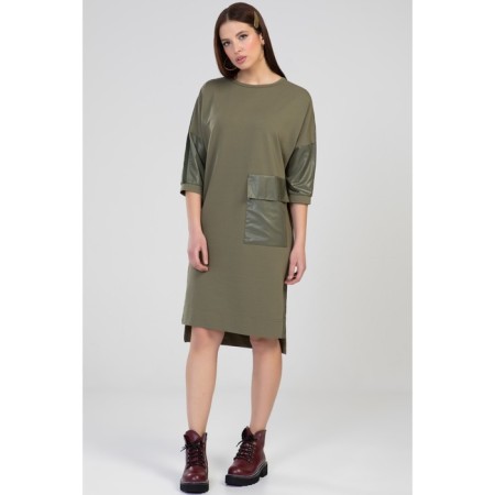 Women's dress, size 66