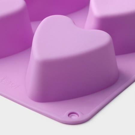Baking uniform “Heart”, silicone, 31 × 16 cm, 8 cells (7 × 6.8 cm), color mix-3