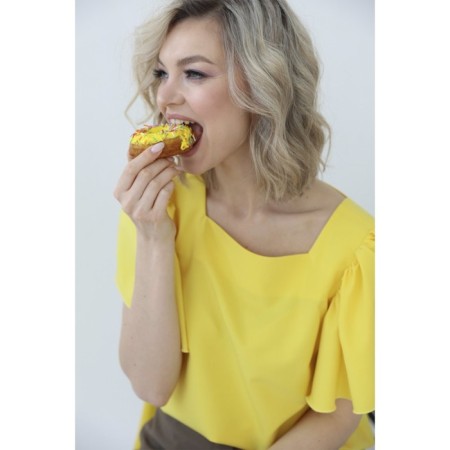Blouse with a neckline, size 48-4