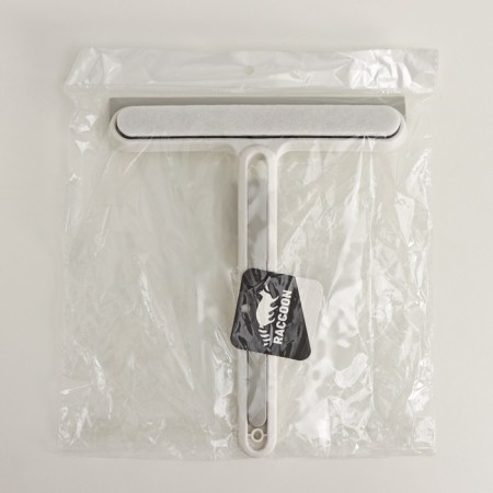 The Raccoon "compact" tweezer, abrasive detergent, additional brush in the handle, TPR.-8