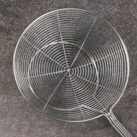 A colander-sytoos with a wooden handle 44cm, diameter18cm, depth 6.5cm-3