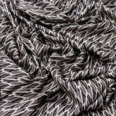 Payer satin fabric stuffed, width 150 cm, cocoa color