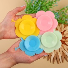 Silicone suction cup for plates, color mix