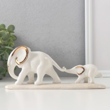 Souvenir ceramics 