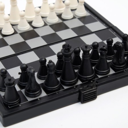 Magnetic chess, 13 x 13 cm, black and white-3