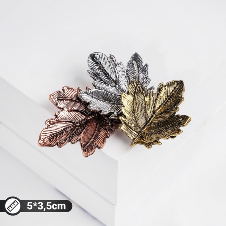 Brooch "Leaves" three oak, color