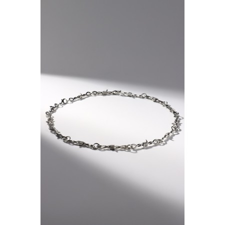 The necklace "wire" is prickly, the color is silver, l = 45 cm-4