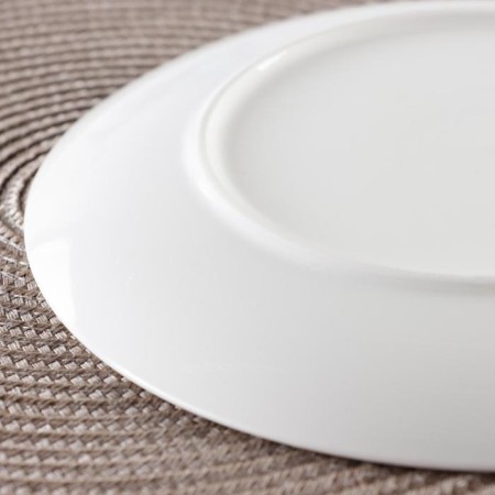Ceramic dessert plate "Flying", D = 20.5 cm, black color-2