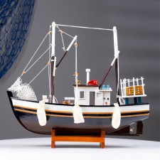 Souvenir ship 