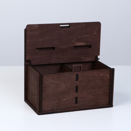 Casket for tips "Who is more", 20 x 20 x 10cm-1