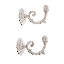 The hook for the curtains 