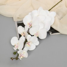 Artificial flowers 