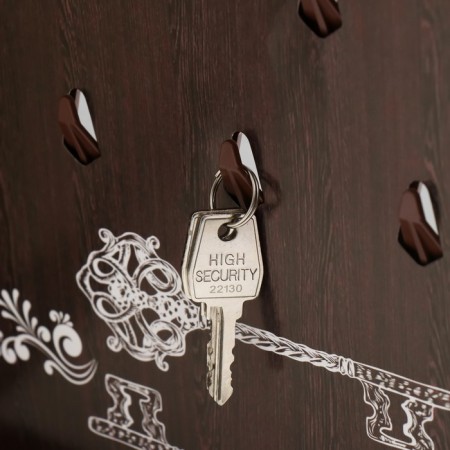 Key closed "Keys" 26.5x31.5 cm nut-3
