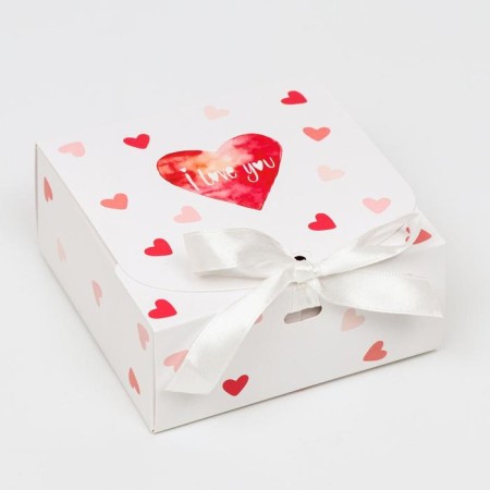Gift box team with the window "I love you", 11.5 x 11.5 x 5 cm-1