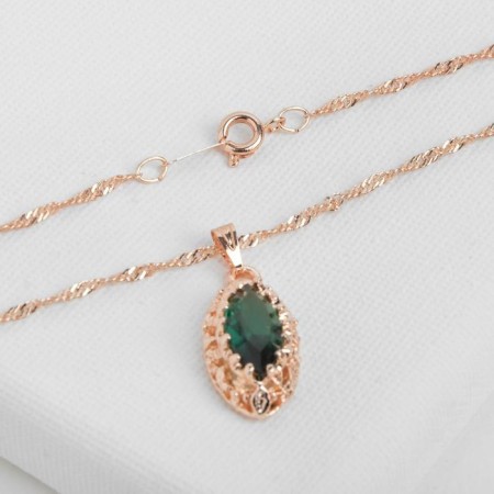 Set 3 objects: earrings, pendant, ring of an immense “Edel” oval elongated, green color in gold, 45 cm-2