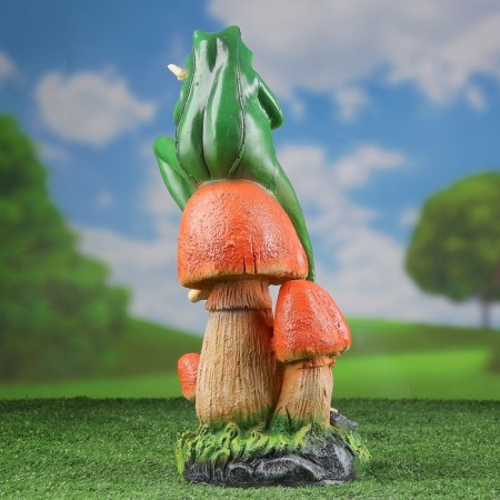 Garden figure "Frog with a butterfly" 14x14x39cm-2