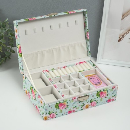 Casket to the leatherette for jewelry "Rosa on green" 18x27x9 cm-1