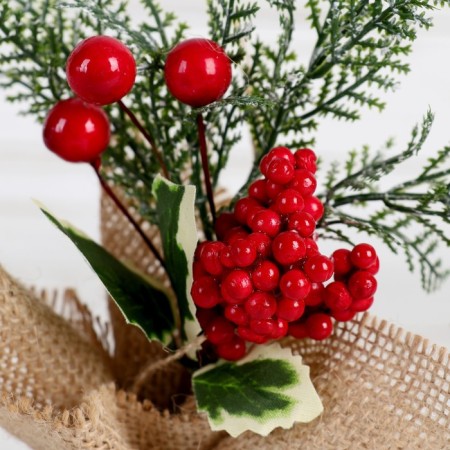 Decor "Winter charm" berries leaves in a bag, 17 cm-1