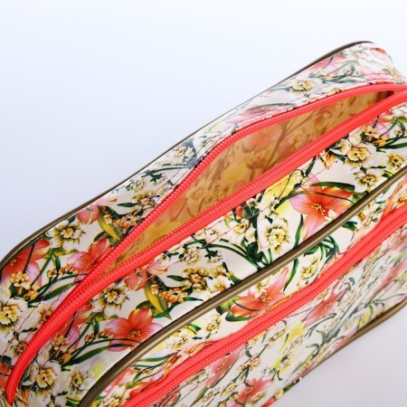 Cosmetic bag with lightning, beige/yellow/pink color-2