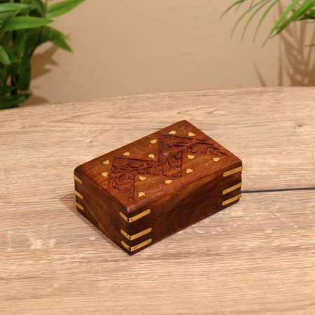 Casket "Wave" wood 15x10x6 cm