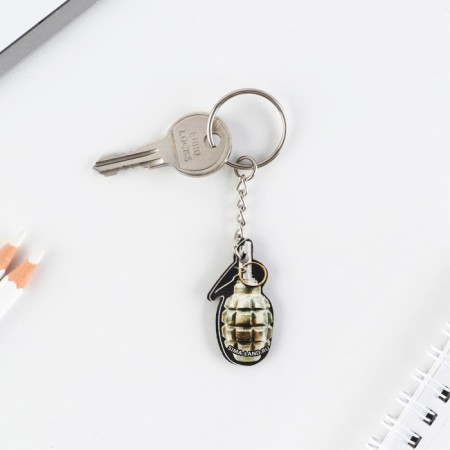 Gift set: notebook A7, 16 sheets and wooden keychain "Real men's"-4