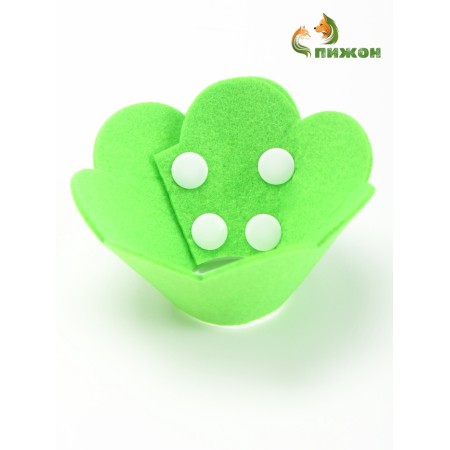 Veterinary collar made of felt "chamomile", size s, green