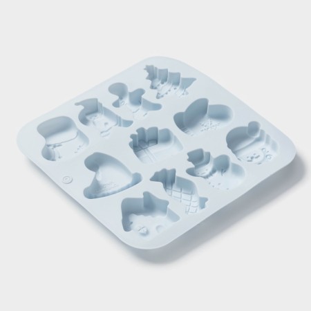The form for baking the share "New Year's miracle", 18.8 × 18.3 × 1.5 cm, 11 cells, the color is gray.-2