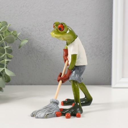 Souvenir Polystone Lak "Frog with a mop" 13x7.5x14 cm-3