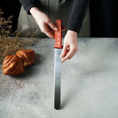Knife for biscuit, even edge, handle wood, working surface 25 cm-5