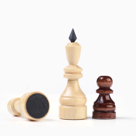 Chess is grandmaster, tournament, weighted, 40x40 cm, king h = 10.5 cm, pawn 5.3 cm-1