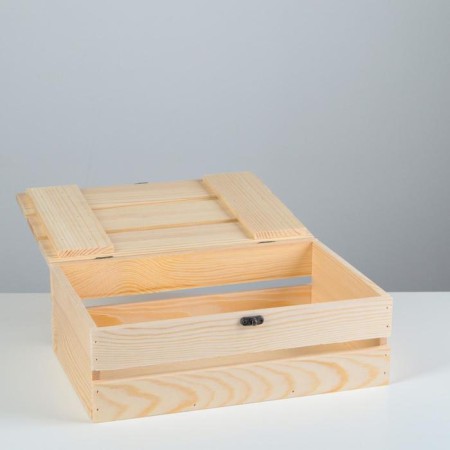 Wooden box 30 × 20 × 10 cm Gift with a sheet cover on loops with a lock-1