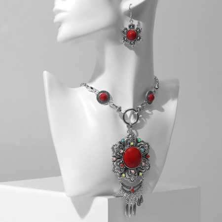 Set 2 objects: earrings, necklace "India", color in black silver, 32 cm