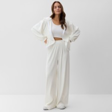 Women's costume (sweatshirt and trousers) KAFTAN PLUSHY p. 52-54, white