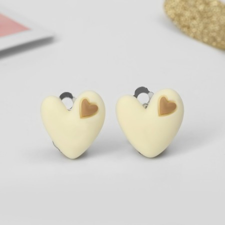 Clips children's "chosen" heart, color beige-brown