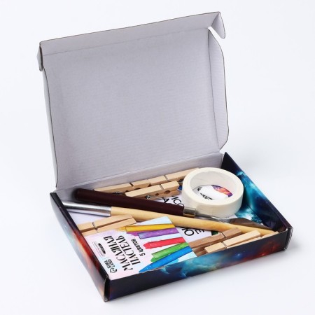 A set for drawing oil pastel. DIY cards "Cosmos inside", a set for creativity-2