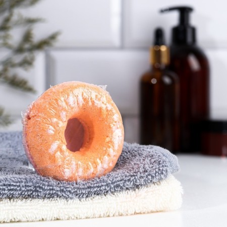 The bathtub bomb "Donut with sprinkling", 90 gr, white-orange, tangerine-4