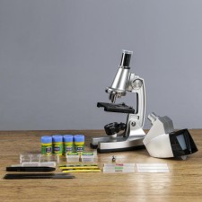 Microscope with a projector, a multiplicity of an increase in 50-1200x, with backlight,