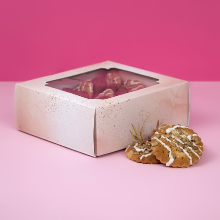 The box is self-assembly, the cover is, with the window, "serenity" 14.5 x 14.5 x 6 cm