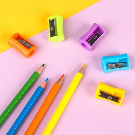 Plastic sharpener, mix, cold heart-3