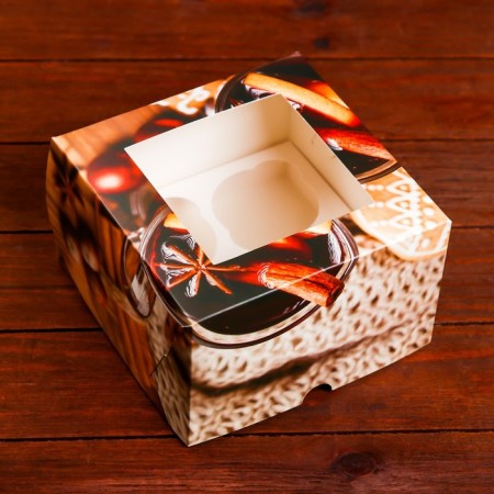Packaging for 4 cupcakes with the Gliltwine window, 16 x 16 x 10 cm-1