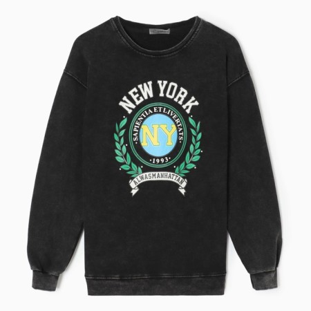 Female sweatshirt, black color, size 44-48