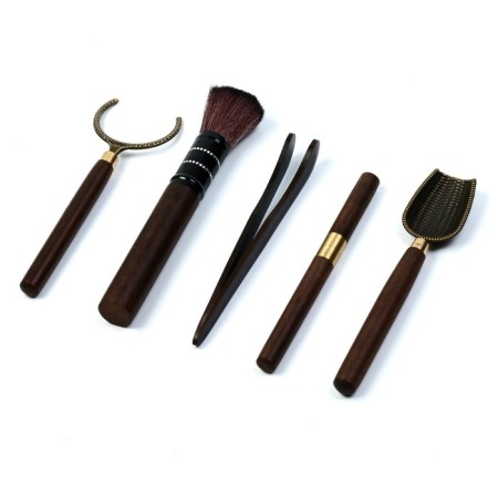 A set of tools for the tea ceremony: brush, seizure, tongs, knife, measuring shovel-2