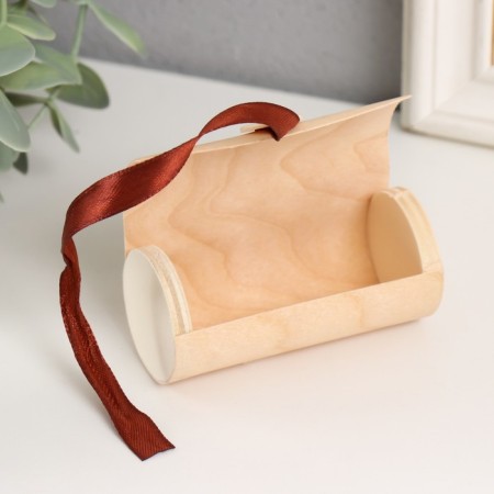 Casket wood under painting Tubus "Thin Leaf" with a button of 3.5x3.5x7.5 cm-1