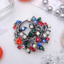 Brooch 