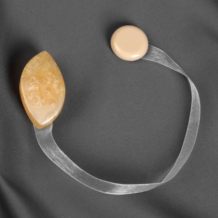 Picking for curtains "petal", 5 × 3.5 cm, color is light sand-1